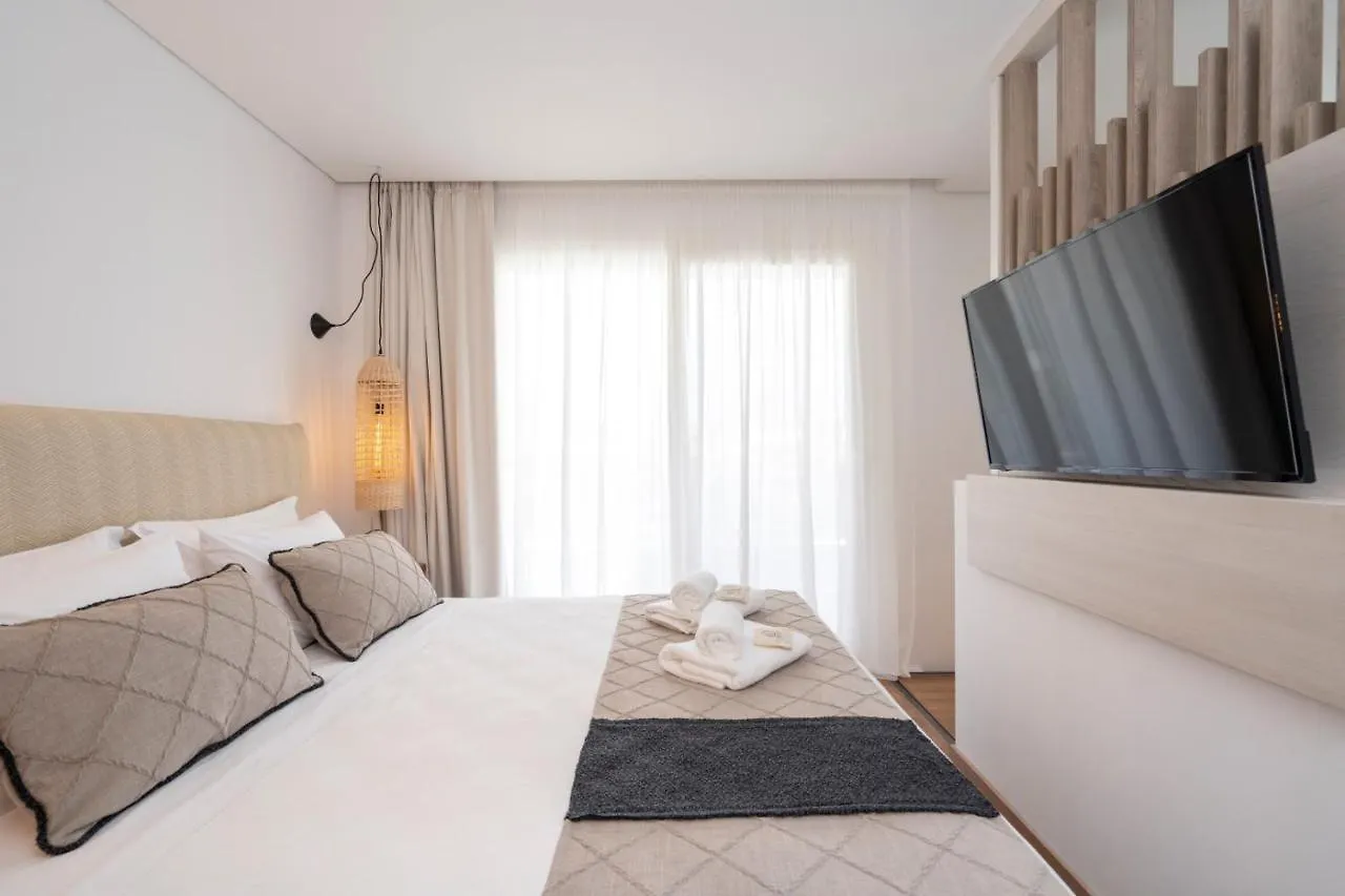 Mirablue Luxury Residences (Adults Only) Pefkochori Appartamento