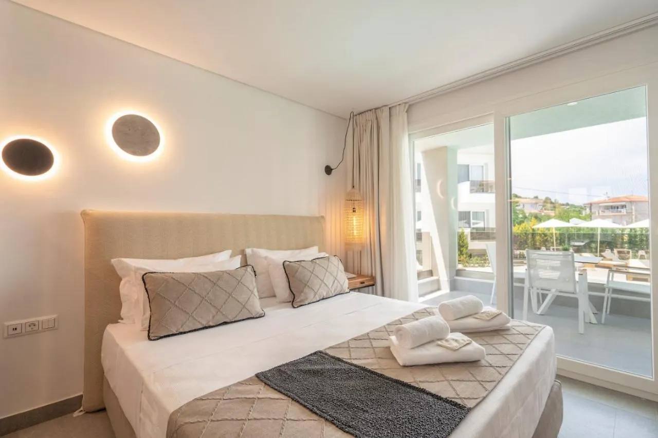 Mirablue Luxury Residences (Adults Only) Pefkochori Appartamento